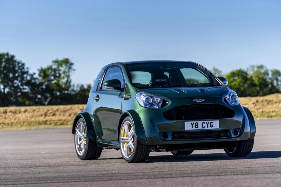  Aston Martin V8 Cygnet 2018 года  (фото 2 из 13)